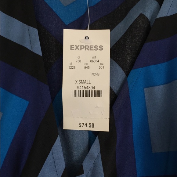 Dress - Picture 4 of 5